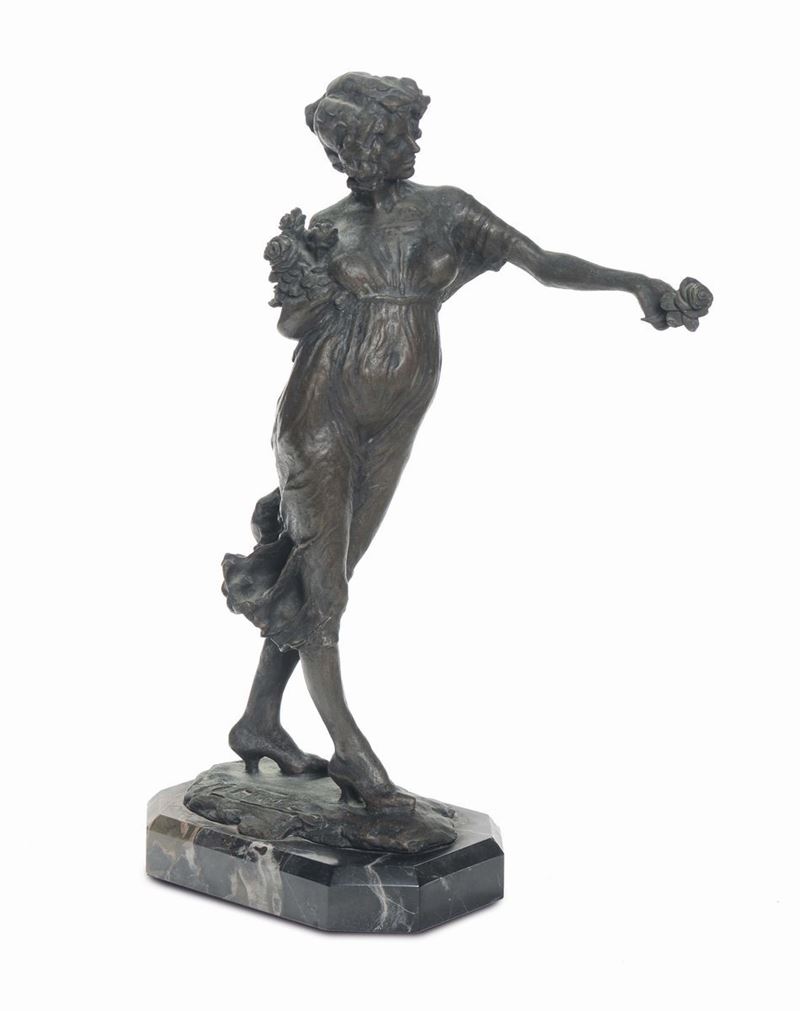 Nicola Fiore (1881-1976) Figura femminile con fiori  - Auction Furnishings from the mansions of the Ercole Marelli heirs and other property - Cambi Casa d'Aste