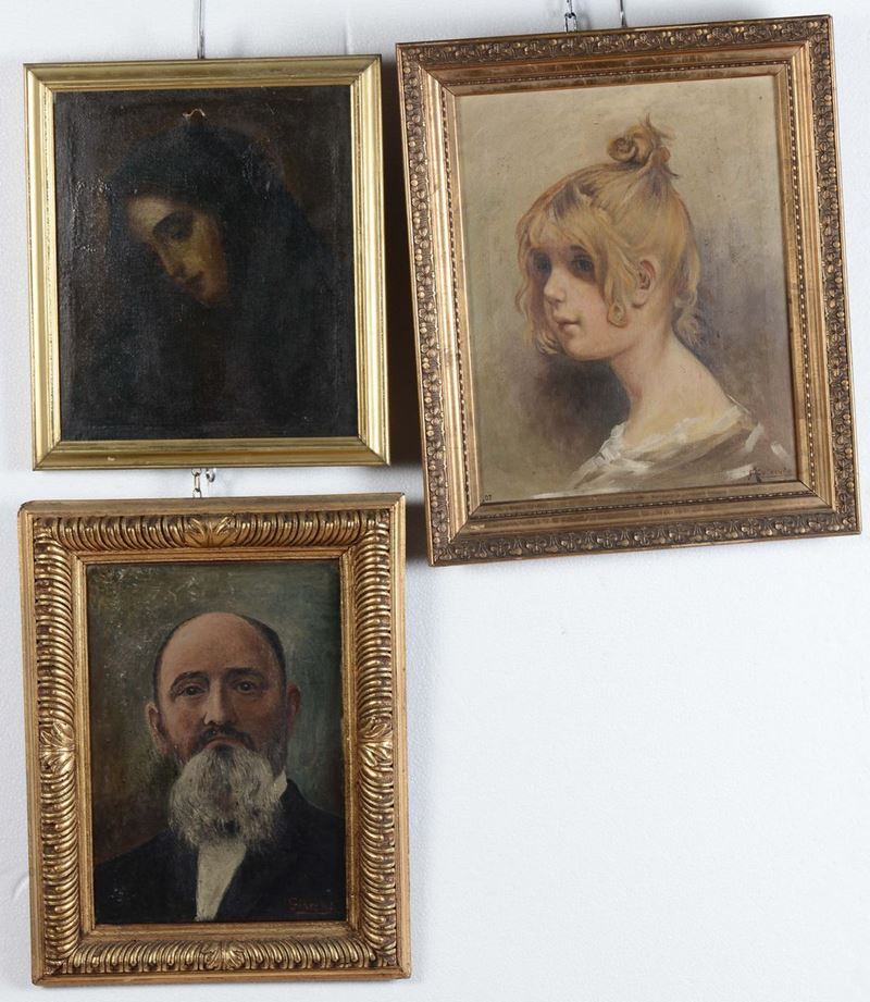 Lotto di tre ritratti diversi  - Asta Arredi dalle dimore degli eredi Ercole Marelli e altre provenienze - Cambi Casa d'Aste