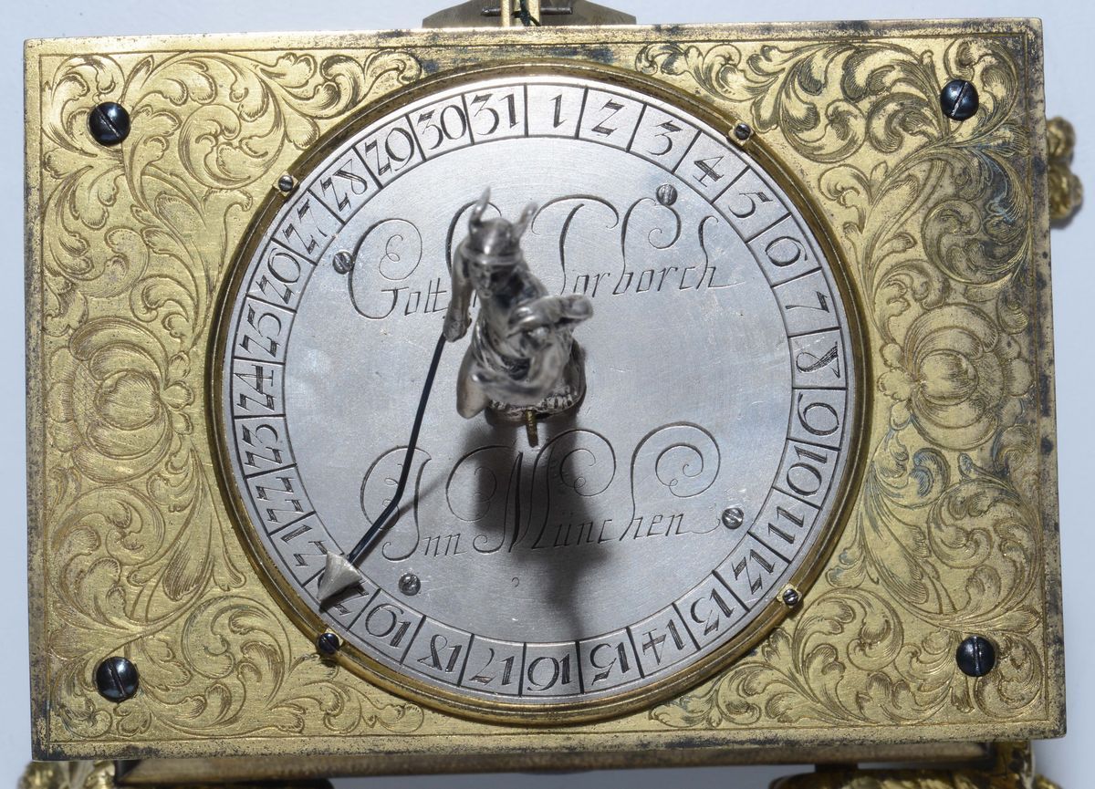 Orologio Rinascimentale con Cassa in Bronzo Dorato e Quadrante in Bronzo Argentato. Germania Iniz...