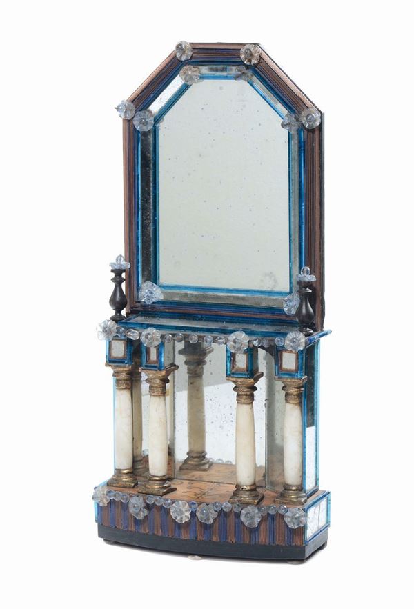 Specchierina da tavolo a guisa do console in vetri policromi di Murano, XX secolo