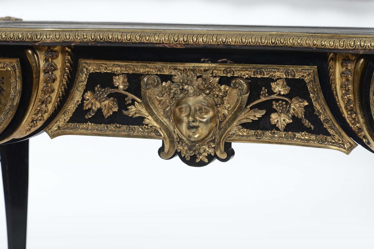 Bureau-plat Boulle in Legno Ebanizzato e Bronzi Dorati, Francia XIX Secolo
