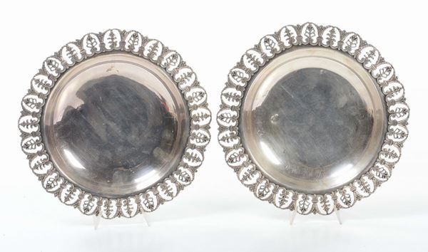 Coppia di piatti in argento, Turchia