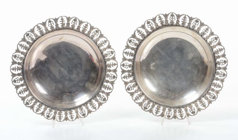 Coppia di piatti in argento, Turchia  - Asta Antiquariato - Cambi Casa d'Aste