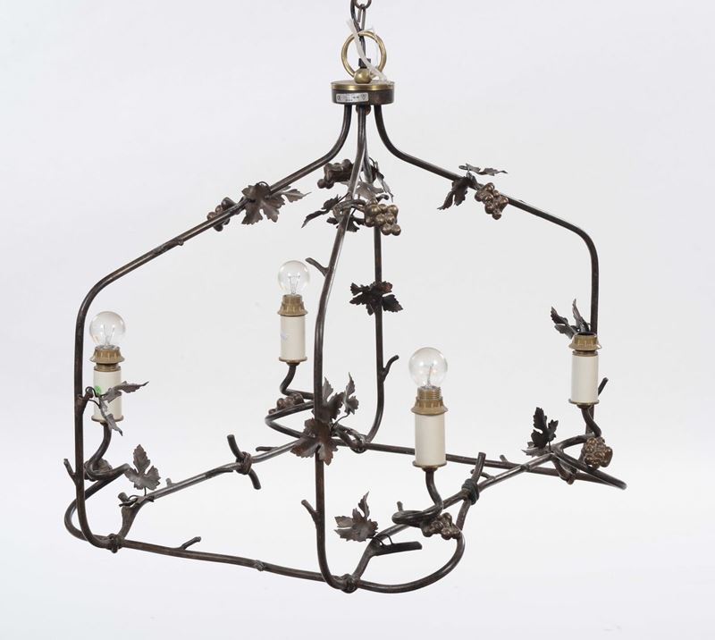 Lampadario quadrato in metallo con ornamento floreale  - Auction Furnishings from the mansions of the Ercole Marelli heirs and other property - Cambi Casa d'Aste