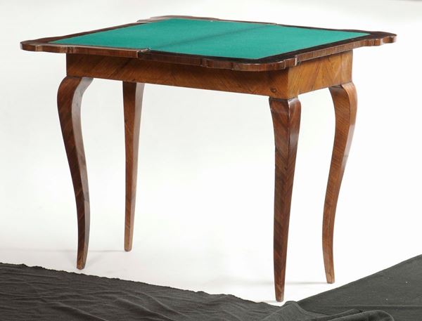 Tavolino da gioco con piano a libro interamente lastronato, Genova XVIII-XIX secolo