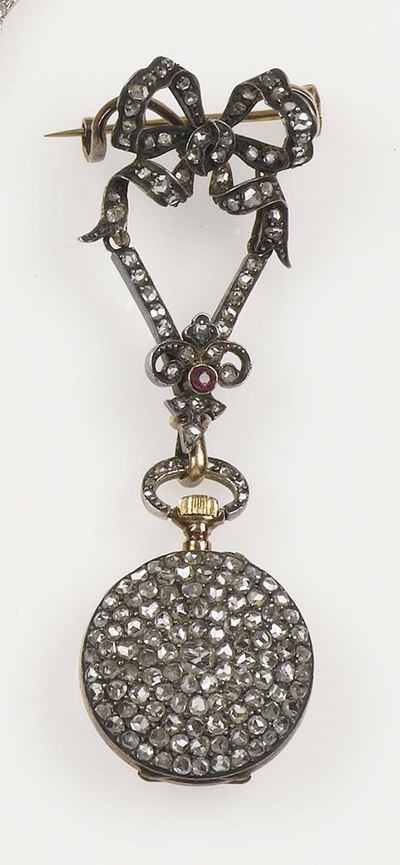 Orologino per Signora con Rosette di Diamanti