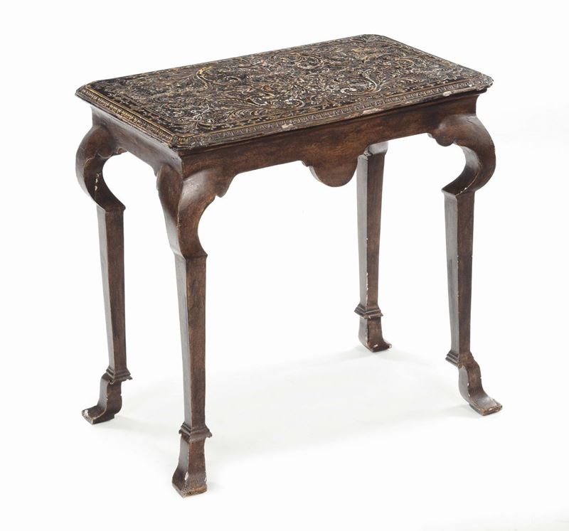 Tavolo con piano intagliato, Spagna/Portogallo XVII secolo  - Asta Asta a Tempo Antiquariato - Cambi Casa d'Aste