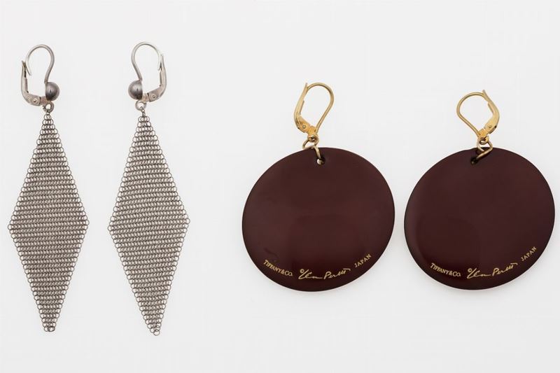 A pair of earrigs by Elsa Peretti Tiffany&Co, a pair of silver earrings  - Auction Timed Auction Jewels - Cambi Casa d'Aste