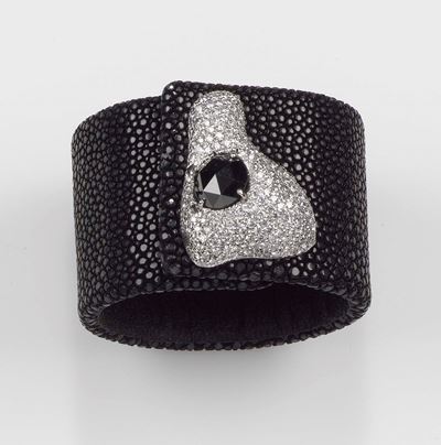 Bracciale Galuchat con Diamanti e Diamante Nero