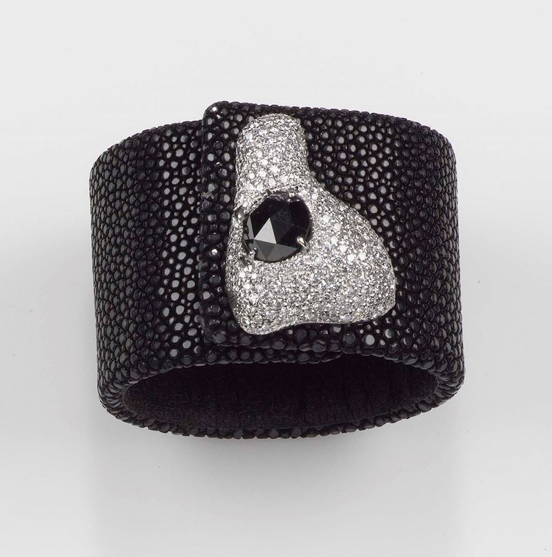 Bracciale galuchat con diamanti e diamante nero  - Asta Vintage, Gioielli e Bijoux - Cambi Casa d'Aste