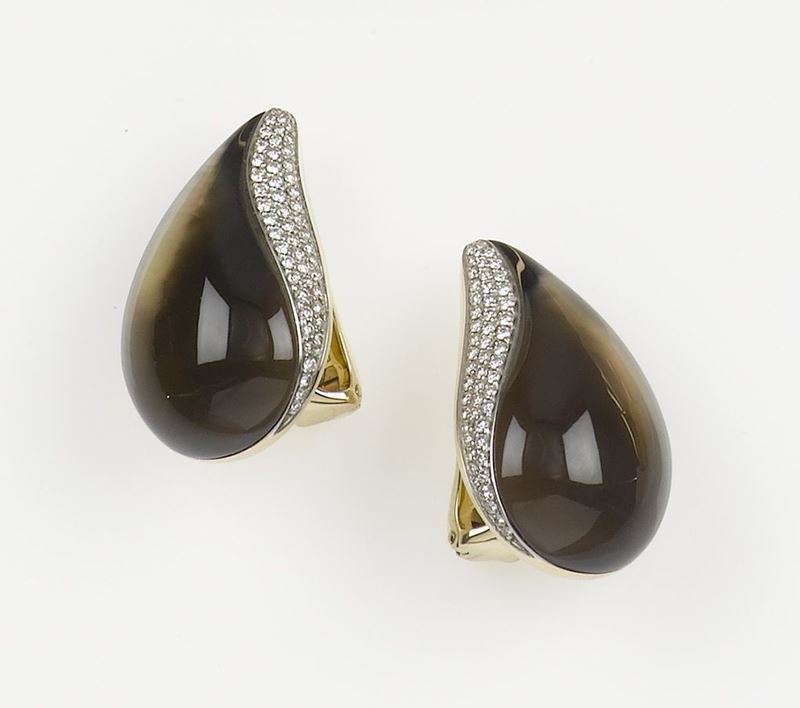 Vhernier. Venezia earrings. Mounted with diamonds, mother of pearl and quartz  - Auction Fine Jewels - Cambi Casa d'Aste