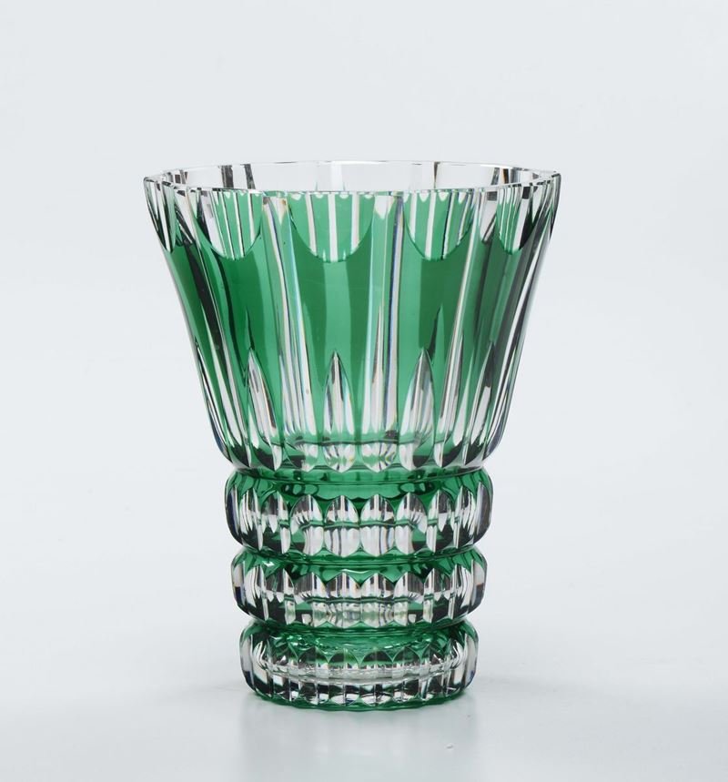 Vaso verde in cristallo St Louis  - Asta Arredi dalle dimore degli eredi Ercole Marelli e altre provenienze - Cambi Casa d'Aste