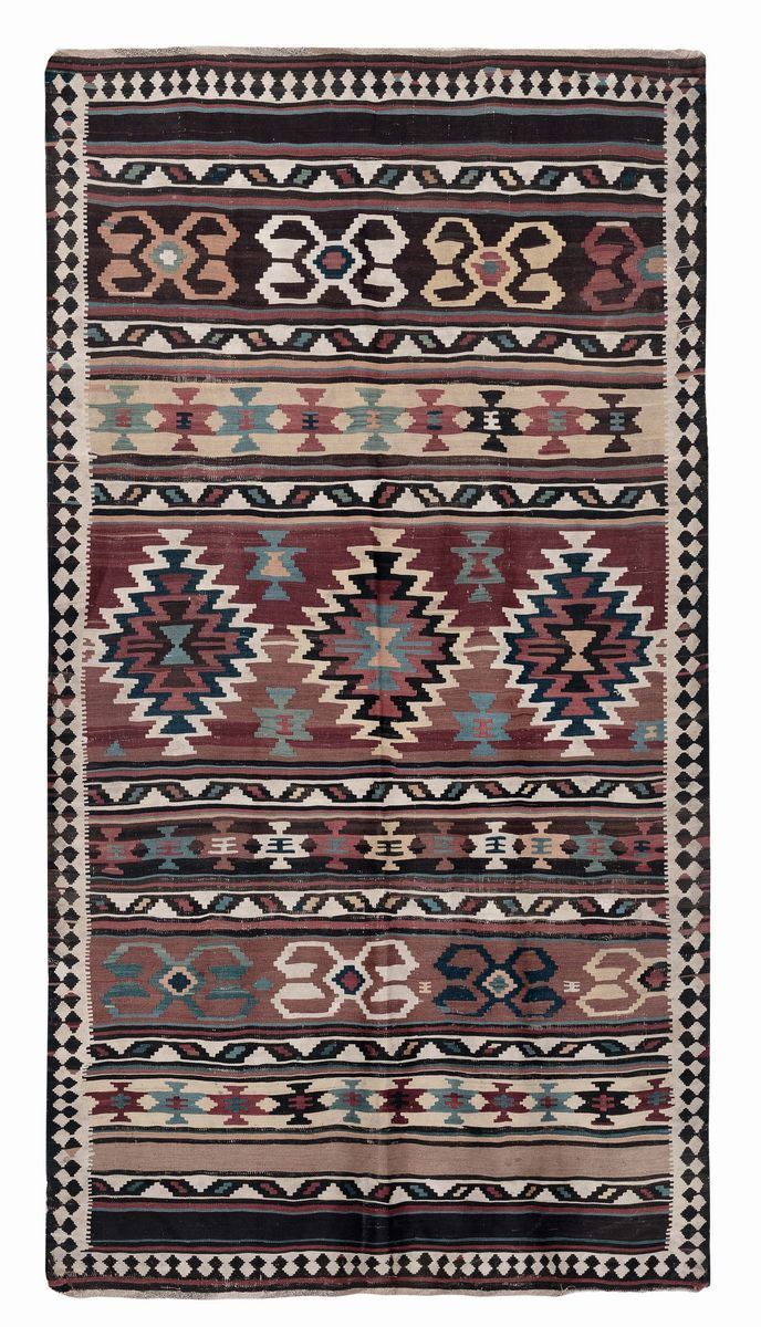 Kilim persiano Shasavan, fine XIX inizio XX secolo  - Auction Furnishings from the mansions of the Ercole Marelli heirs and other property - Cambi Casa d'Aste