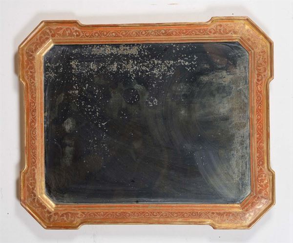 Cornice a vassoio dorata con specchio, XIX secolo