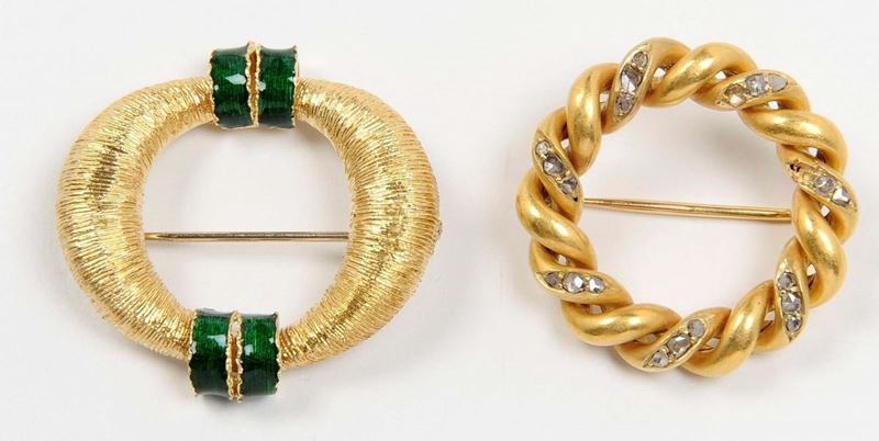 A two gold, enamel and diamond brooches  - Auction Fine Art - Cambi Casa d'Aste