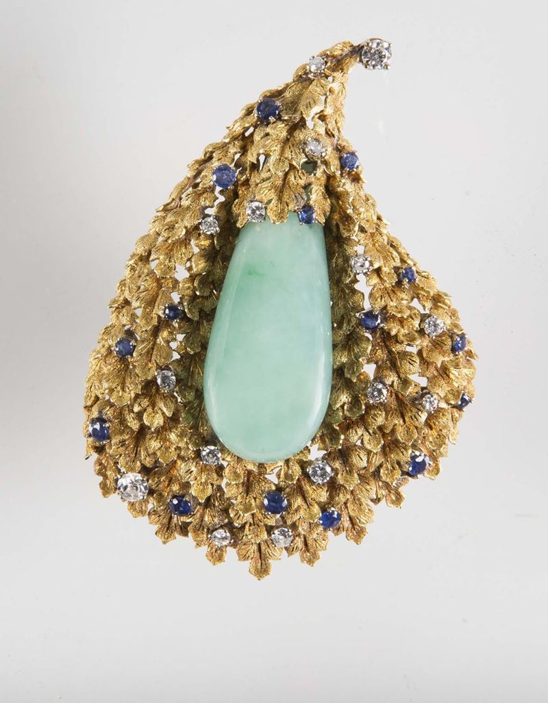 A jadeite, diamond and sapphire brooch  - Auction Vintage, Jewels and Bijoux - Cambi Casa d'Aste