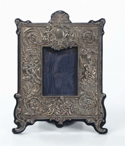 Cornice in Argento Sbalzato, Italia XIX Secolo