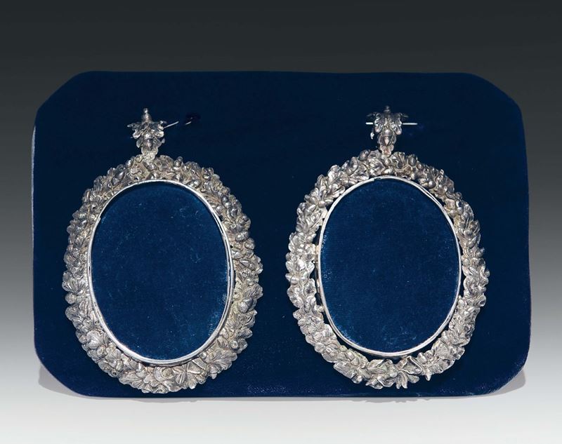 Coppia di reliquiari in argento, XX secolo  - Asta Antiquariato - Cambi Casa d'Aste