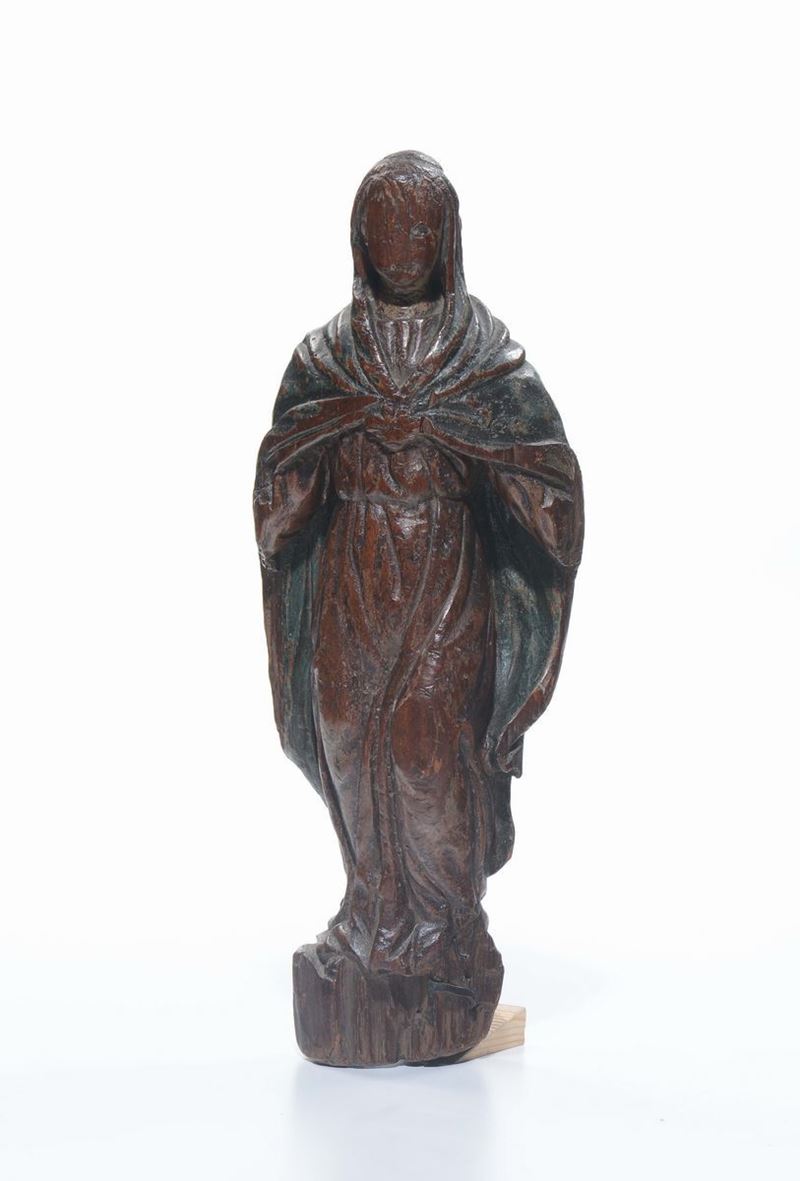 Madonnina in legno intagliato e laccato, XVIII secolo  - Asta Antiquariato - Cambi Casa d'Aste