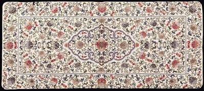 Tessuto in Seta Ricamato con Decoro a Catenelle, Cina, Dinastia Qing, XIX Secolo