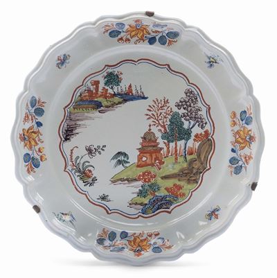 Piatto con Decoro a Pagode, Faenza XVIII Secolo