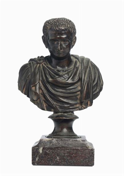 Busto di Imperatore in Bronzo su Base in Marmo Rosso