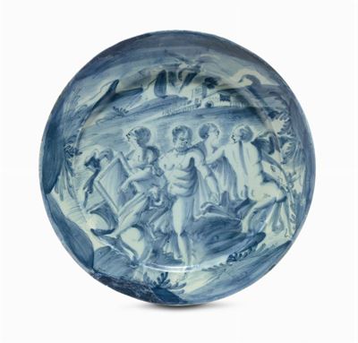 Piatto in Maiolica Bianca e Blu Decorato con Figure, Savona XVIII Secolo
