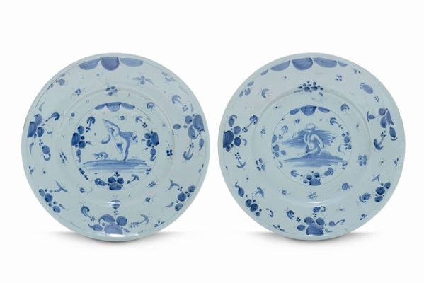 A pair of maiolica dishes, Savona, late 17th - early 18th century