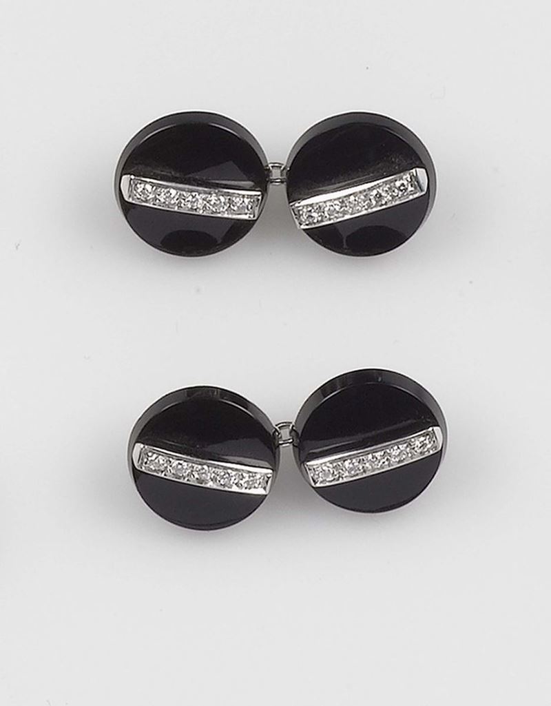 A black chalcedony and diamond cufflinks  - Auction Fine Jewels - Cambi Casa d'Aste