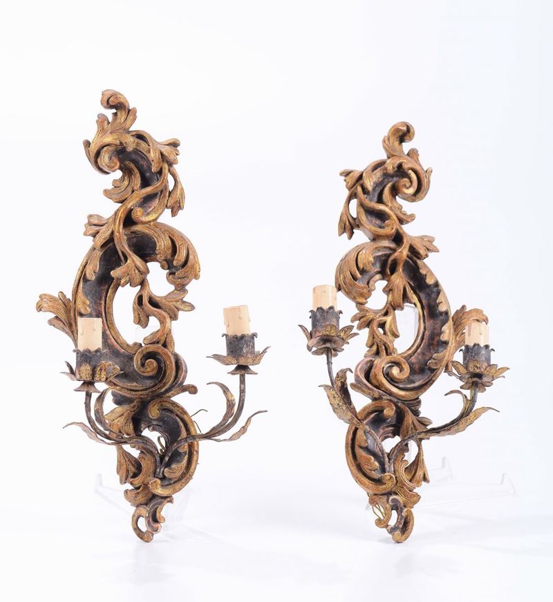 Coppia di appliques in legno dorato, XX secolo  - Auction Asta a Tempo Antiquariato - II - Cambi Casa d'Aste