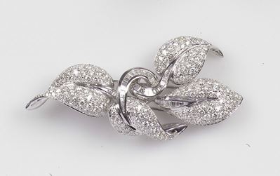 Spilla con Diamanti Taglio Rotondo a Brillante e Diamanti Taglio Tepper
