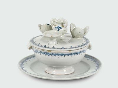 Impagliata o Tazza da Puerpera Faenza, Fabbrica Ferniani, Primi Decenni del XVIII Secolo