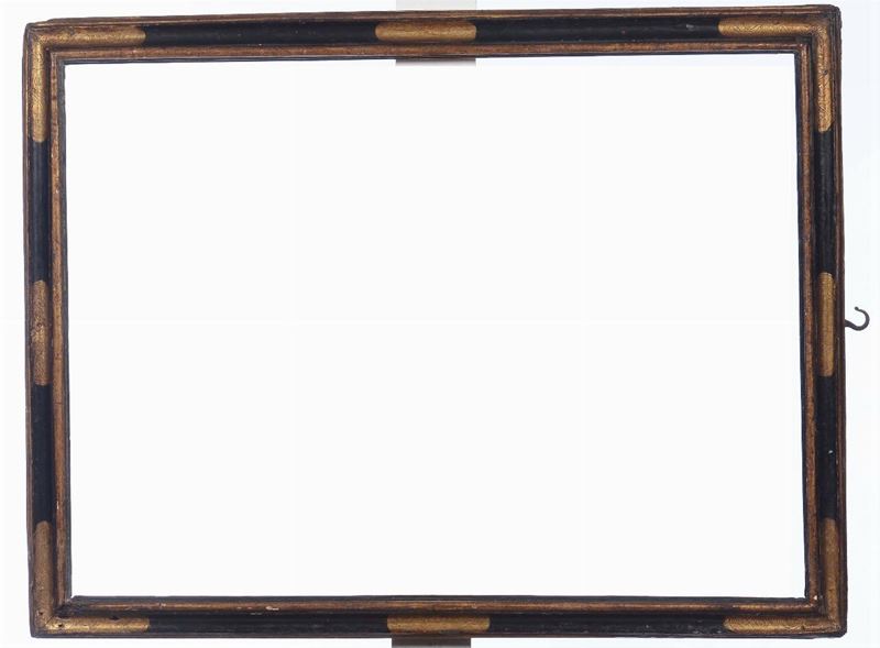 Cornice in legno laccato e dorato, Marche XVII secolo  - Auction Fine Old Frames - Cambi Casa d'Aste