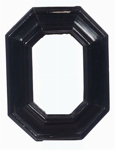 Cornicetta Ottagonale in Legno Dipinto Nero, XVIII Secolo