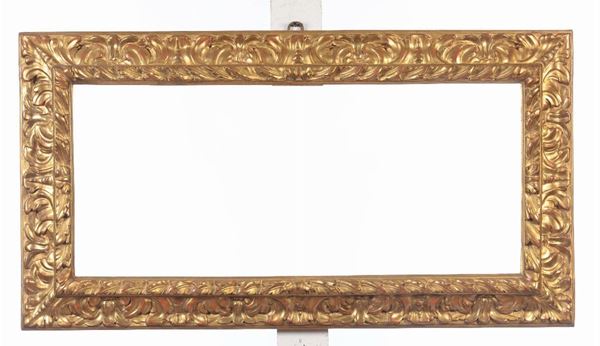 Cornice intagliata ed interamente dorata, XIX secolo