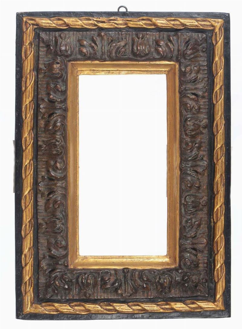 Cornicetta in stile con decoro a foglie  - Auction Fine Old Frames - Cambi Casa d'Aste