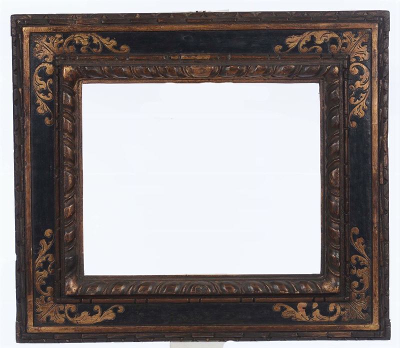 Cornice in stile intagliata, laccata e dorata, XX secolo  - Auction Fine Old Frames - Cambi Casa d'Aste