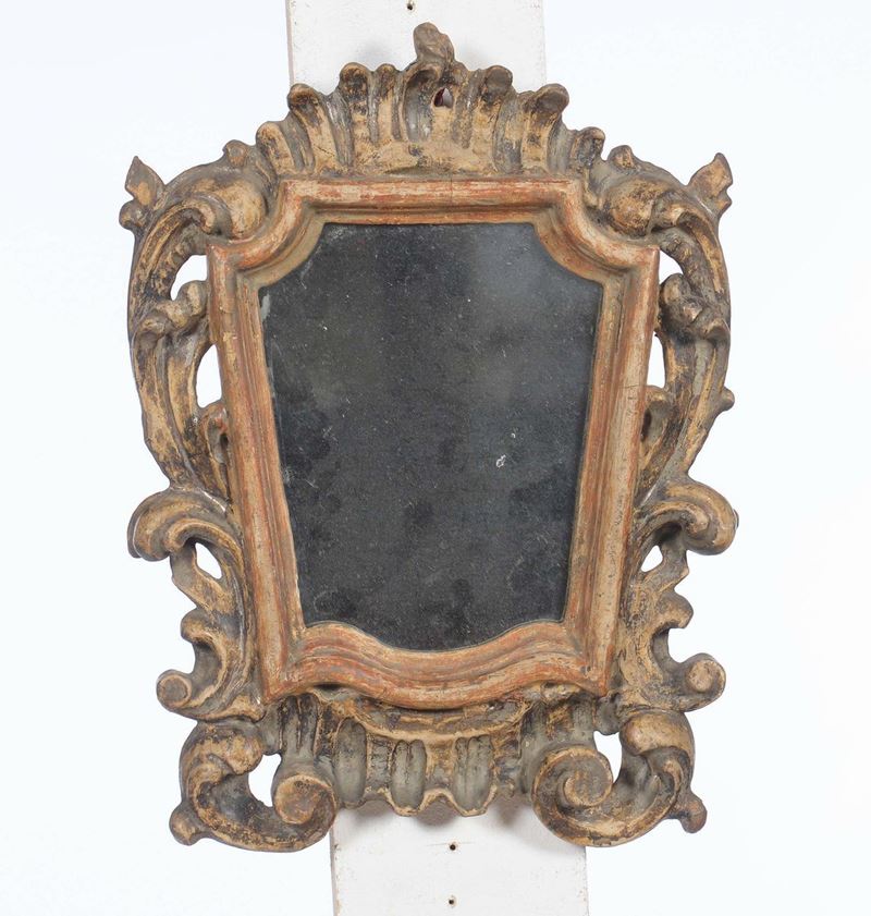 Cornicetta con specchio in legno intagliato e laccato, XIX secolo  - Asta Cornici Antiche - Cambi Casa d'Aste