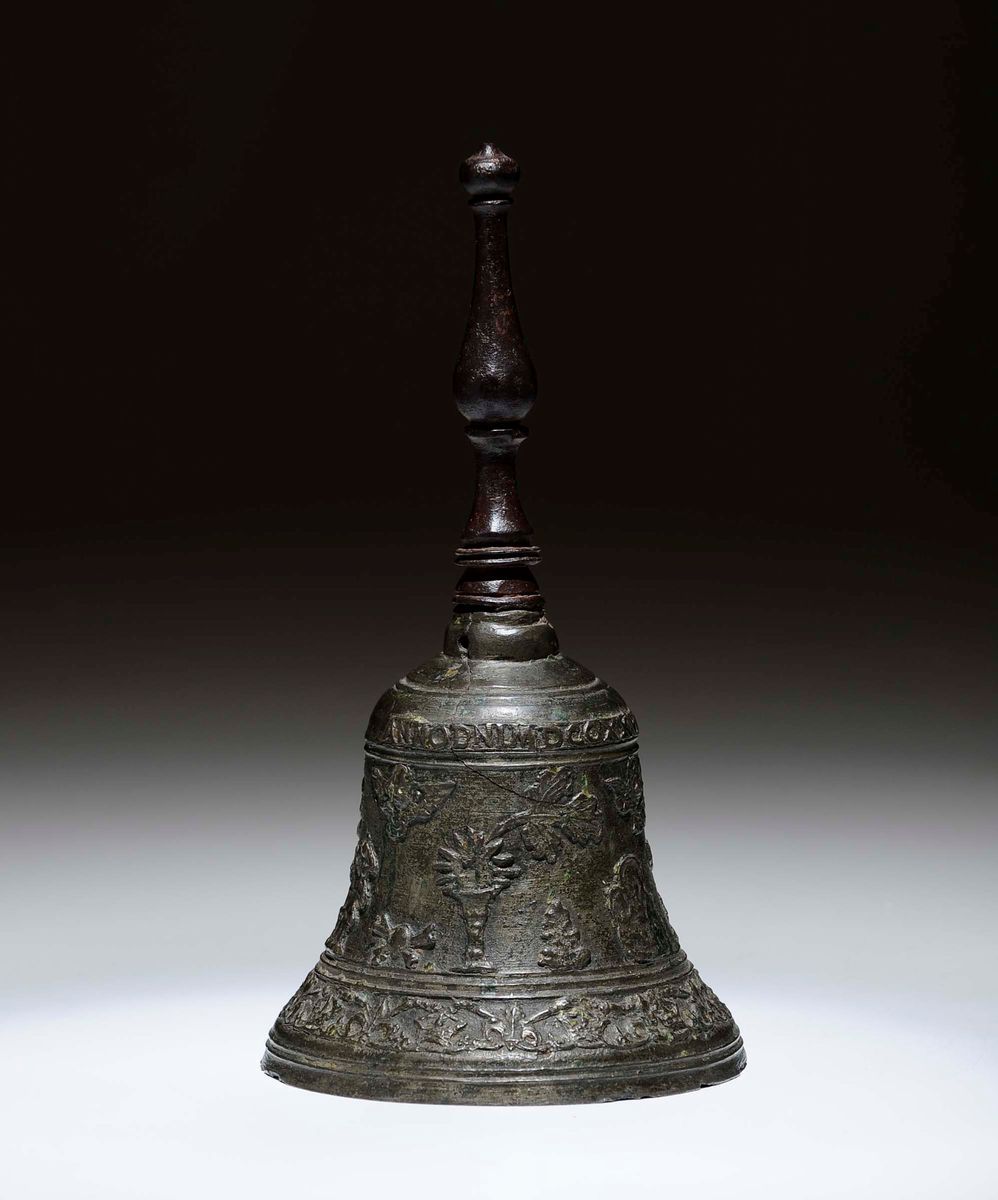 Due Campanelle in Bronzo Fuso e Cesellato, Arte Italiana del XVIII Secolo