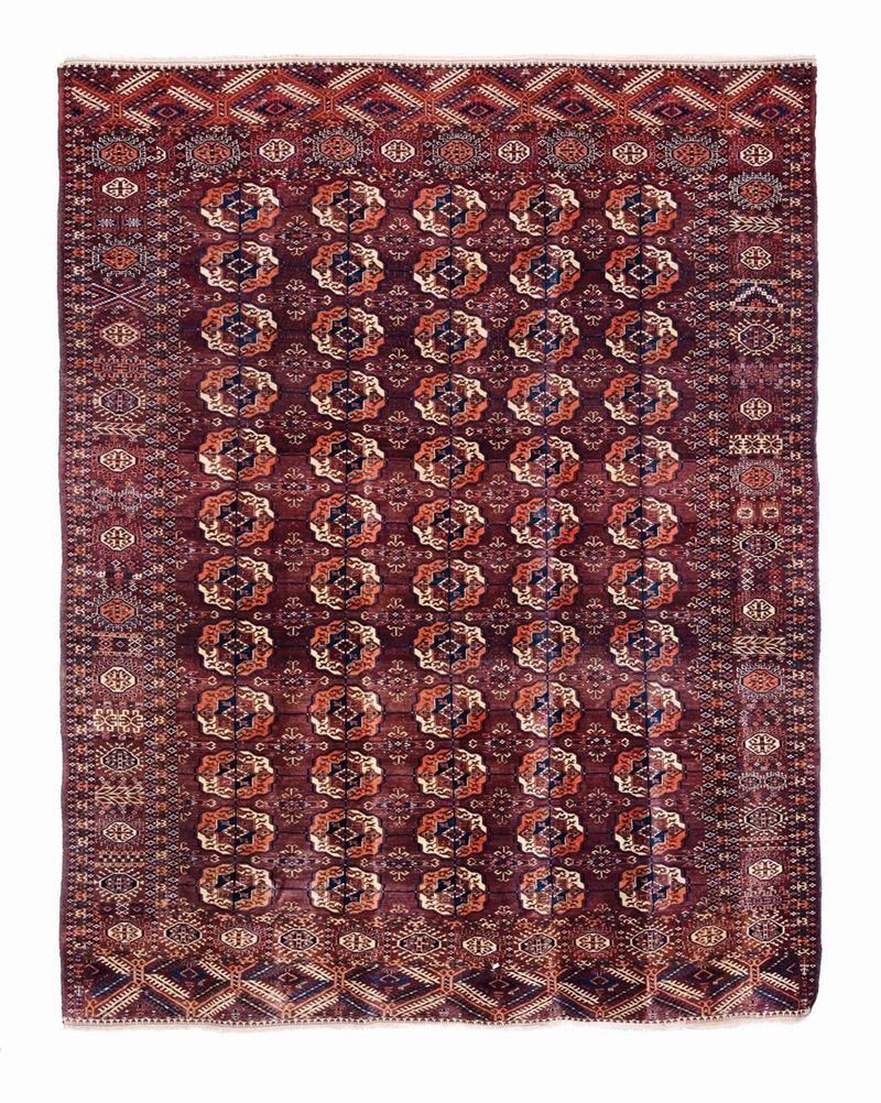 A Tekke rug, late 19th century, cm 263x210  - Auction Fine Carpets - Cambi Casa d'Aste