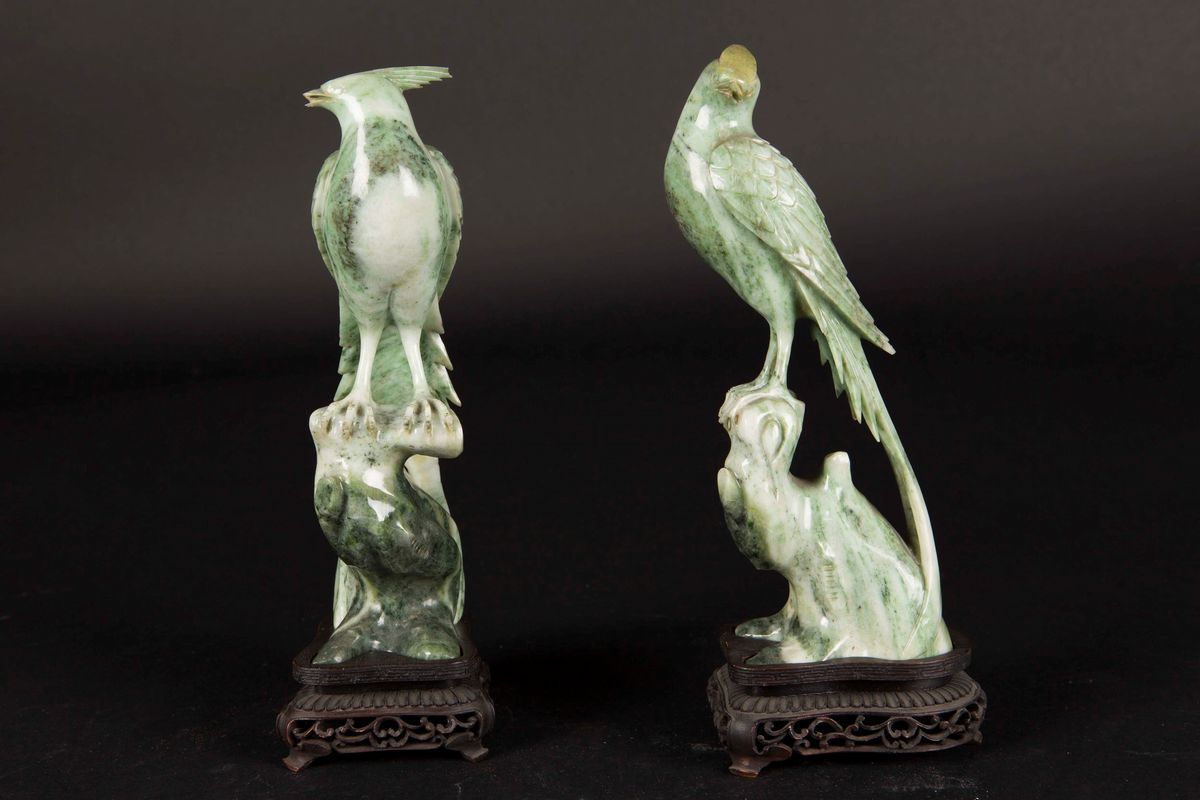 Coppia di Uccellini Scopliti in Giadeite Verde, Cina, XX Secolo