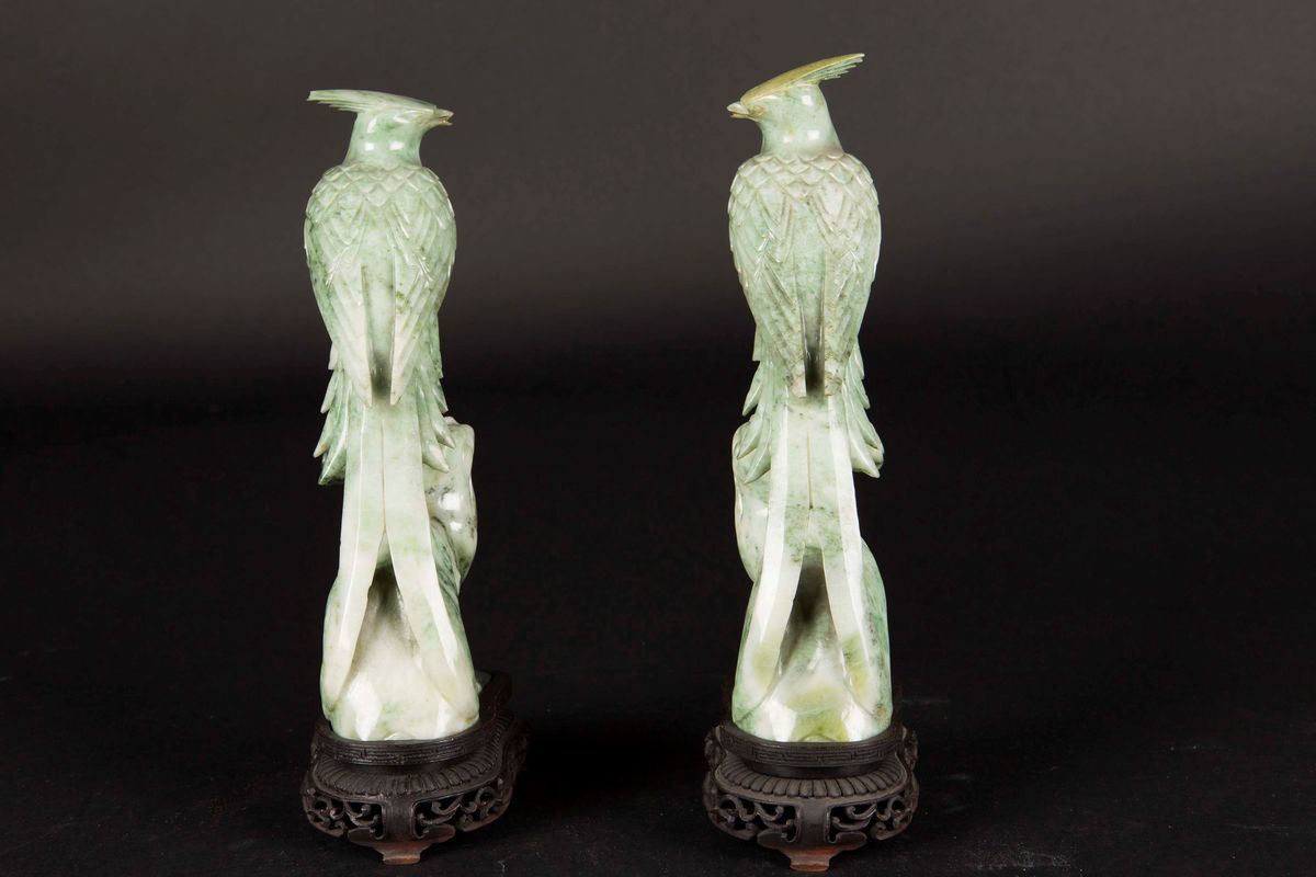 Coppia di Uccellini Scopliti in Giadeite Verde, Cina, XX Secolo