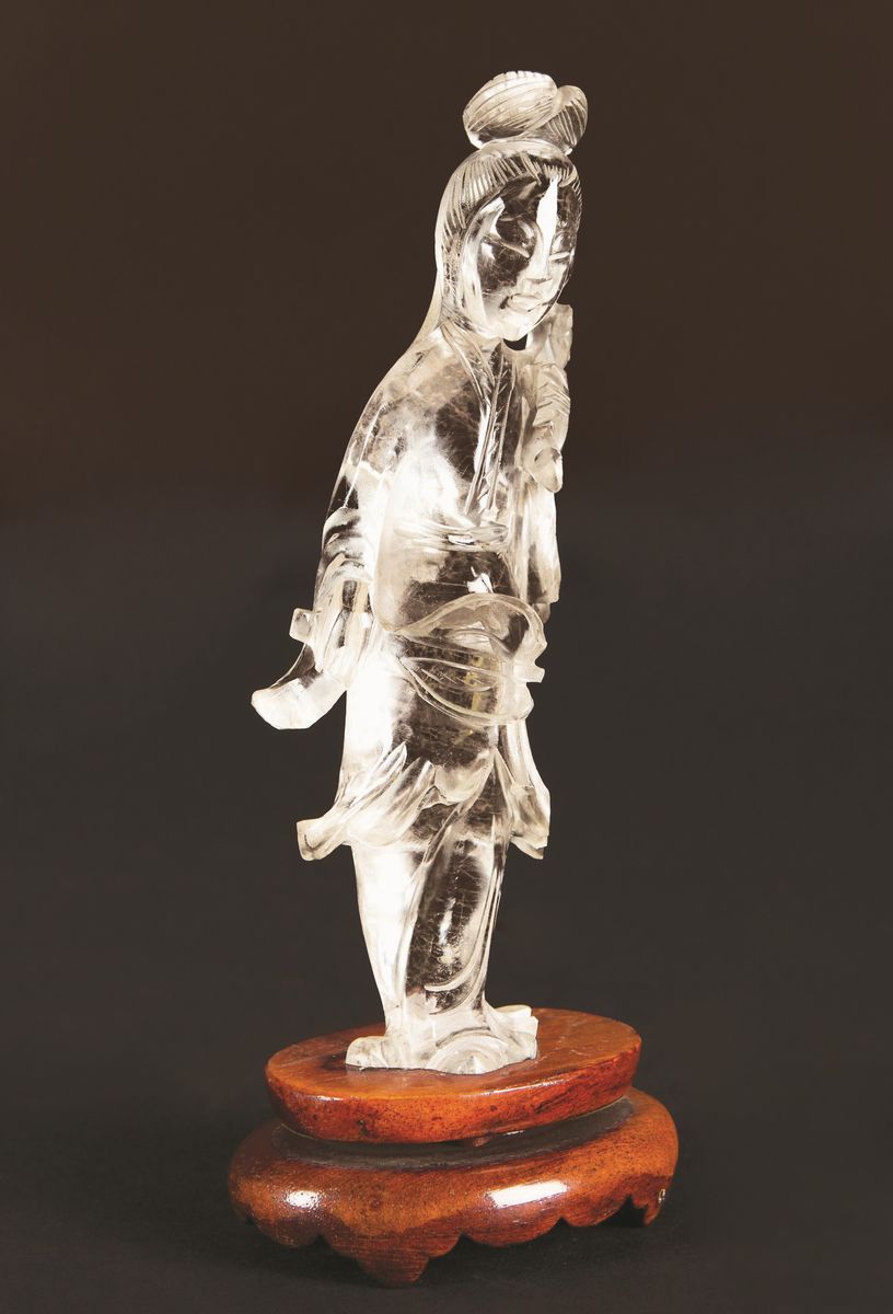 Figura di Guanyin Scolpita in Cristallo di Rocca, Cina, XX Secolo