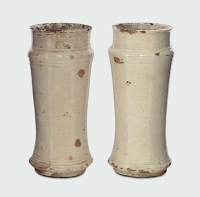 Coppia di Albarelli Spagna, Catalogna, XVII Secolo