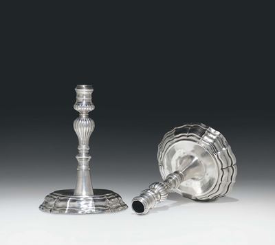 Coppia di Candelieri in Argento Fuso e Sbalzato. Palermo 1762