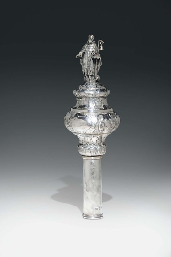 Mazza processionale in argento fuso, sbalzato e cesellato. Messina seconda metà del XVIII secolo