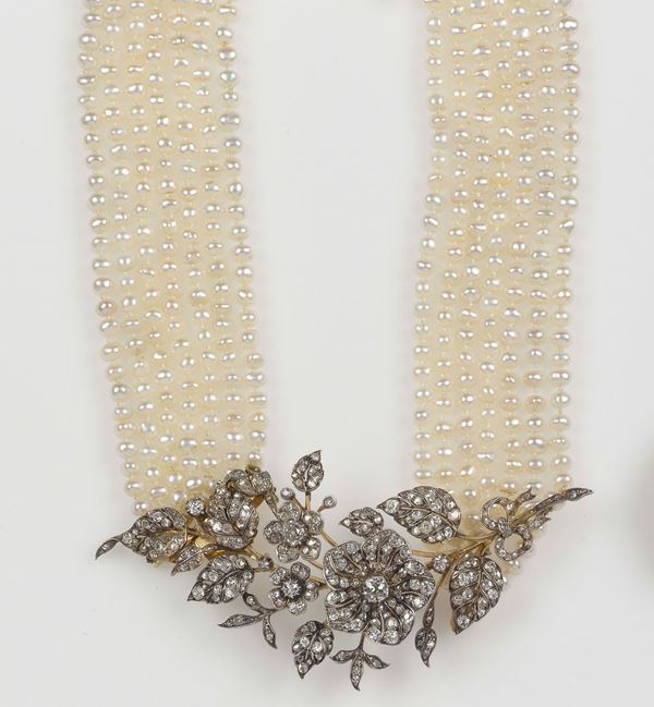 Parziale di tiara con diamanti di vecchio taglio rimontato a girocollo