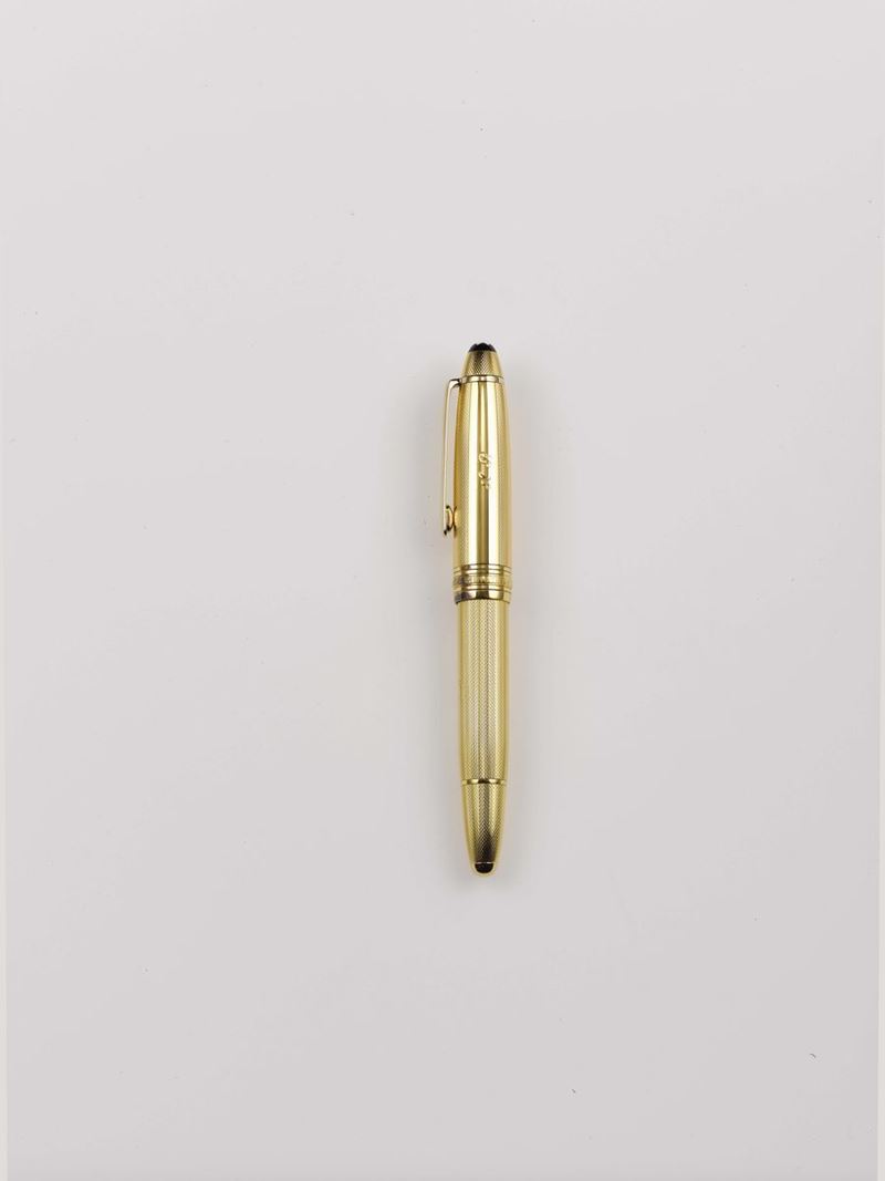 Montblanc Meisterstuck gold plated fountain pen. Original box  - Auction Fine Jewels - Cambi Casa d'Aste
