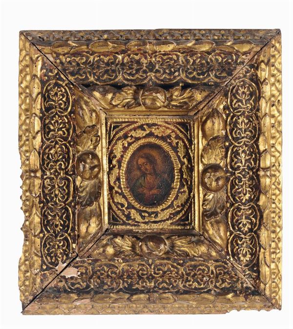 Piccola cornice finemente intagliata e dorata, XVI-XVII secolo
