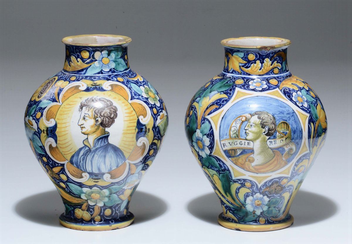 Coppia di Bocce in Maiolica Policroma, Sicilia XIX-XX Secolo
